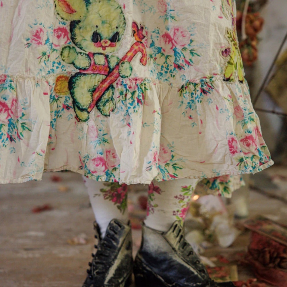 🔥 Magnolia Pearl Appliqué Vianney Slip Dress🔥 - Picture 4 of 8